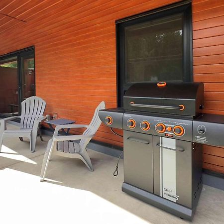 Al'S Escape By Revelstoke Vacations Apartment Ngoại thất bức ảnh