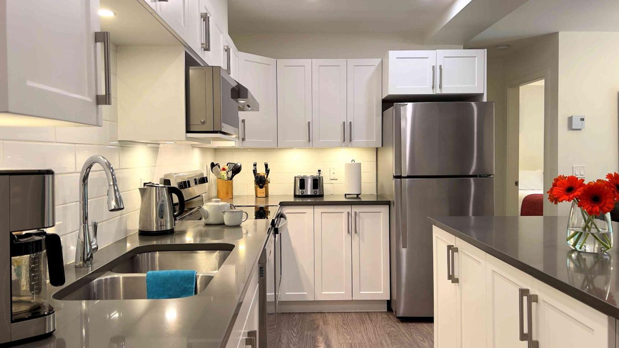 Al'S Escape By Revelstoke Vacations Apartment Ngoại thất bức ảnh