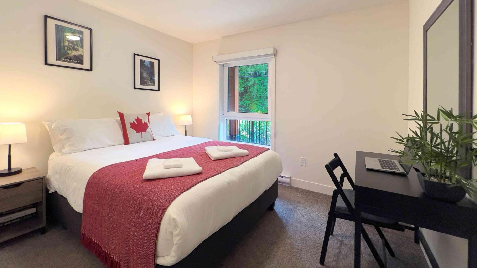 Al'S Escape By Revelstoke Vacations Apartment Ngoại thất bức ảnh